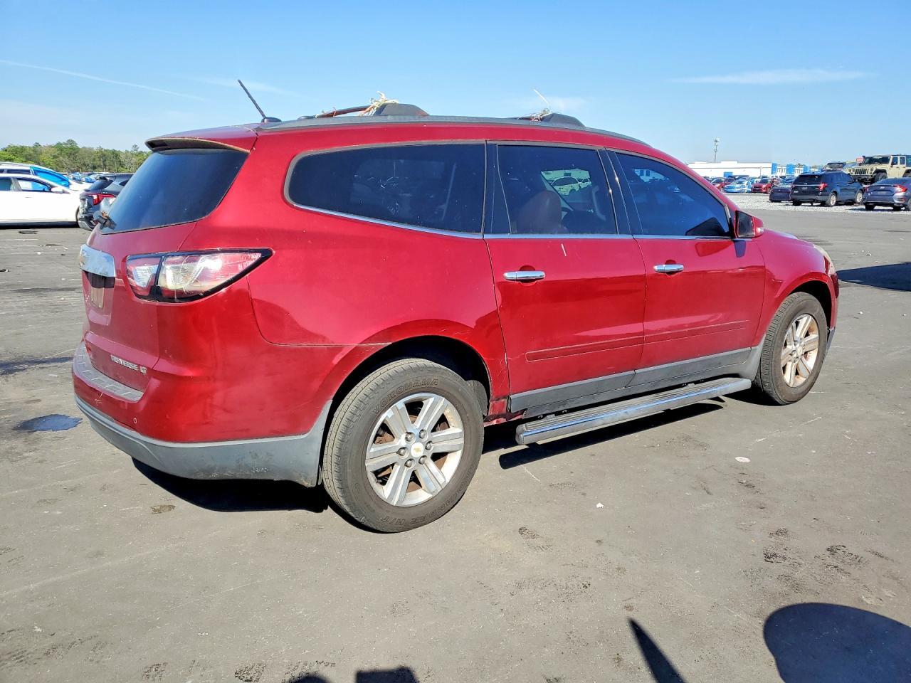 2014 Chevrolet Traverse Lt - Image 3
