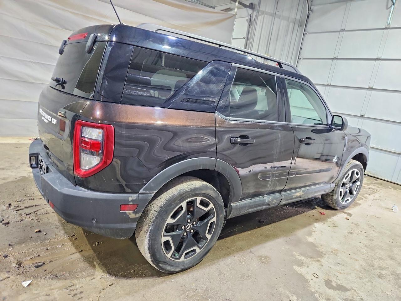 2021 Ford Bronco Sport Outer Banks - Image 3