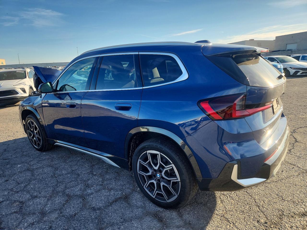 2025 BMW X1 xDrive28I - Image 2