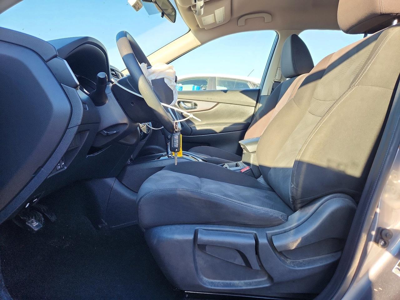 2016 Nissan Rogue S - Image 7