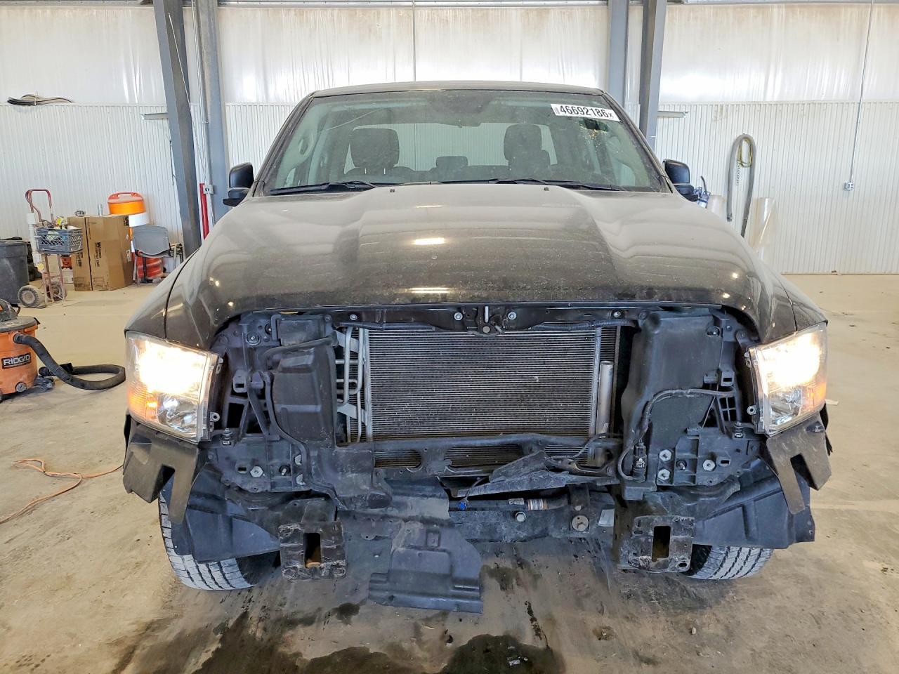 2024 Ram 1500 Classic Slt - Фото 5