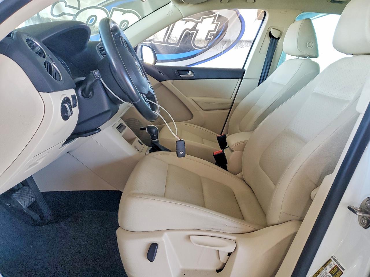 2015 Volkswagen Tiguan S - Image 7
