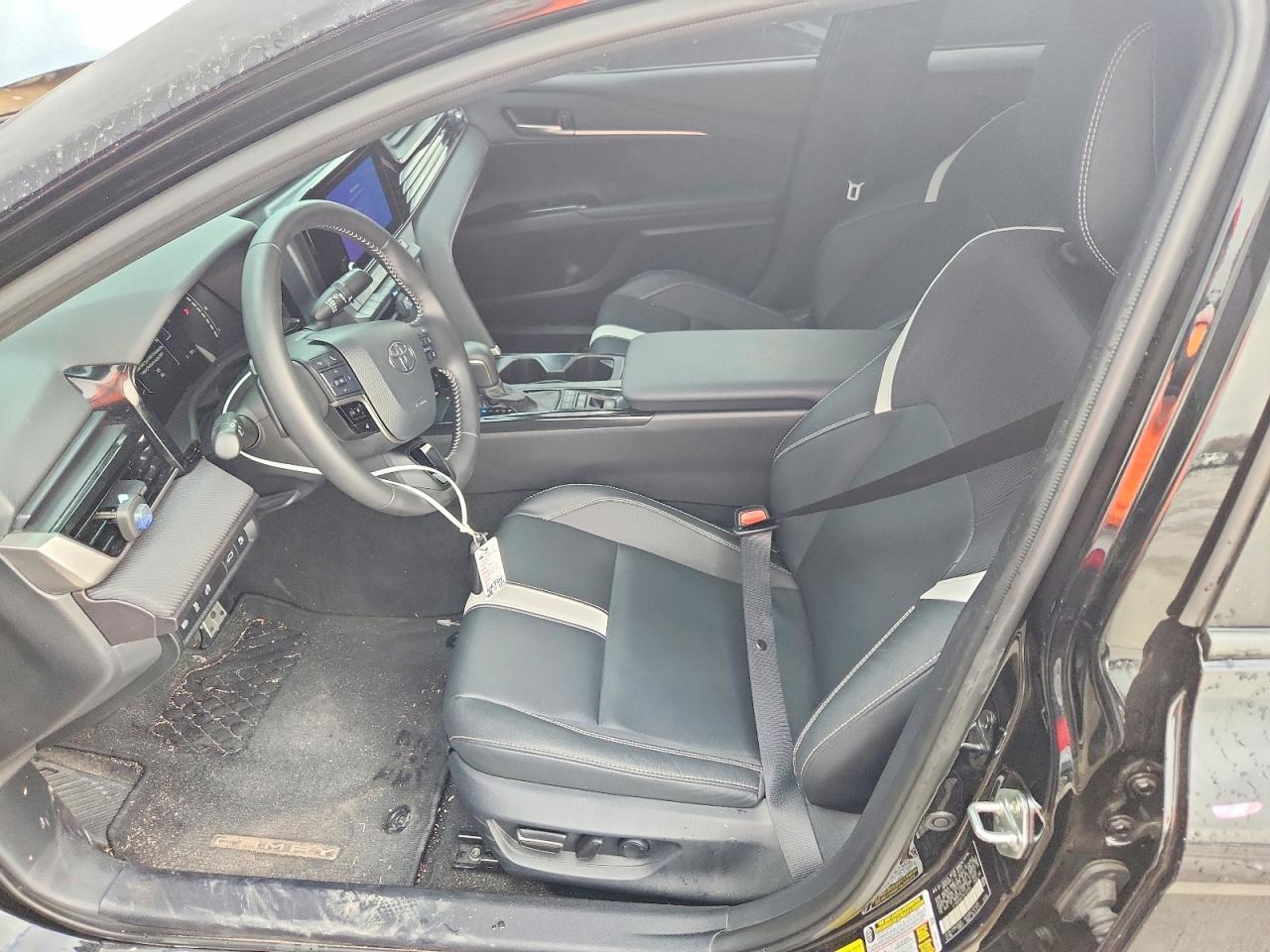 2025 Toyota Camry Se - Фото 7