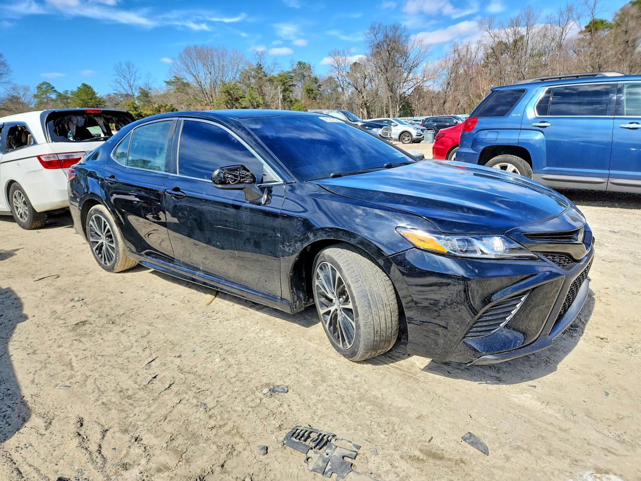 2019 Toyota Camry Se - Фото 4