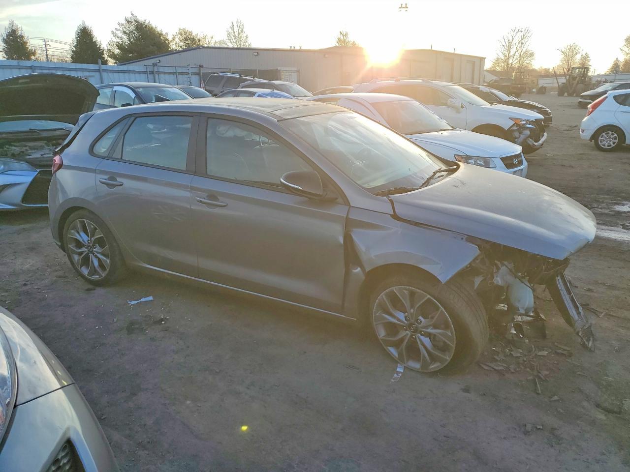 2020 Hyundai Elantra Gt N Line - Image 4