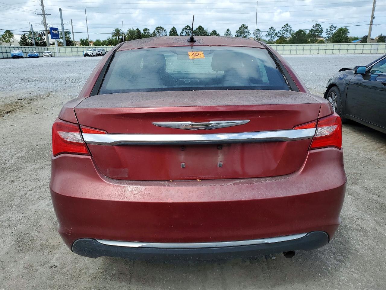 2013 Chrysler 200 Touring - Фото 6