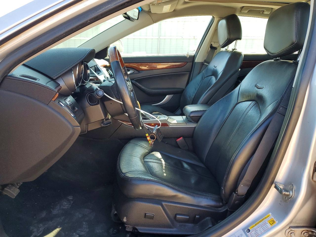 2011 Cadillac Cts Luxury Collection - Image 7