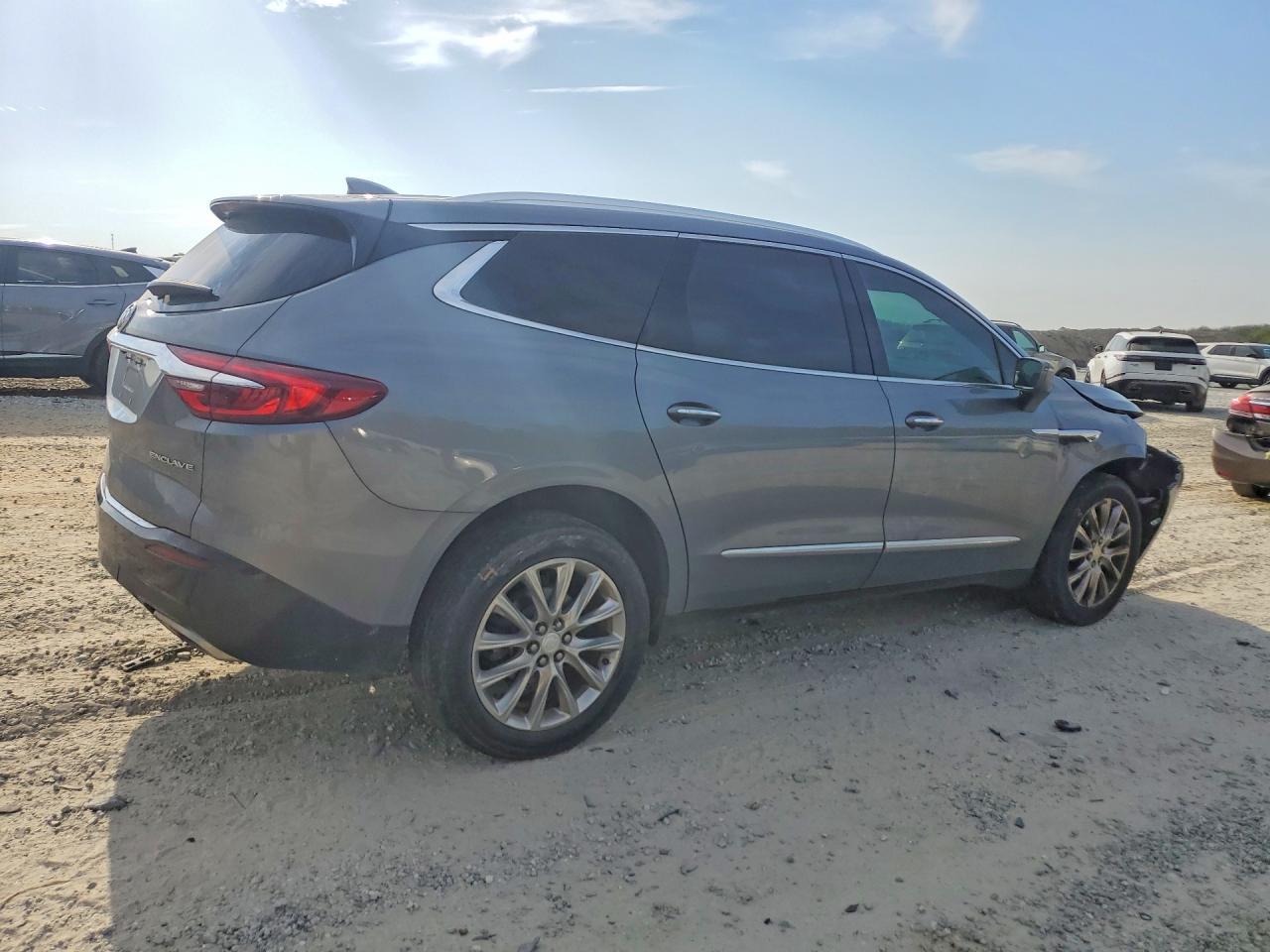 2019 Buick Enclave Essence - Фото 3