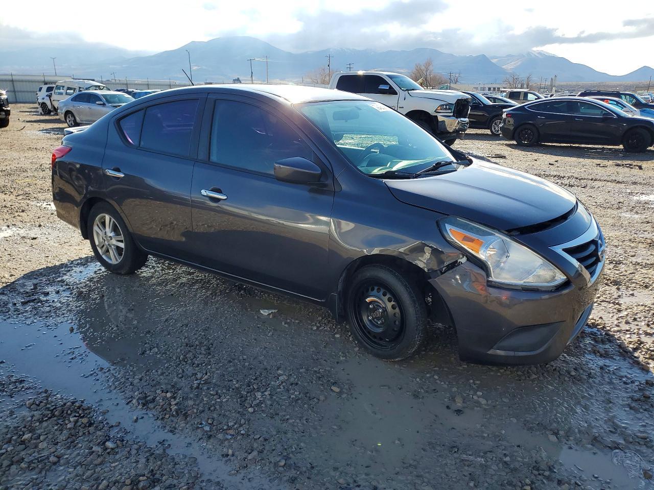 2015 Nissan Versa 1.6 Sv - Image 4