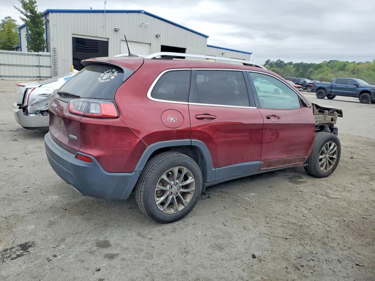 2019 Jeep Cherokee Latitude Plus - Фото 3