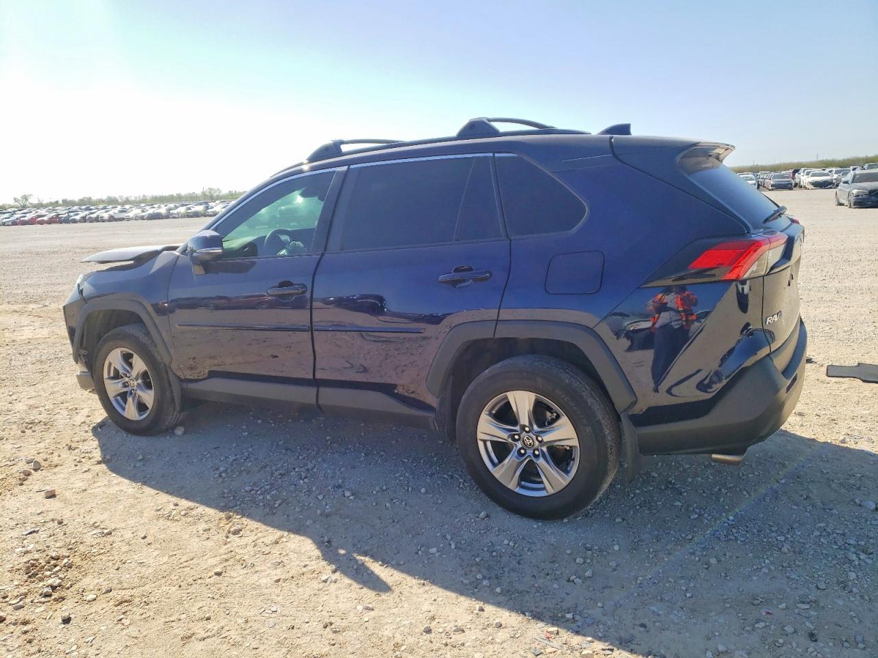 2025 Toyota Rav4 Xle - Фото 2