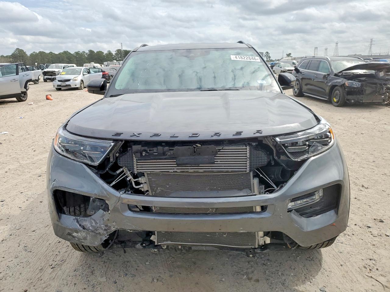 2024 Ford Explorer Xlt - Фото 5