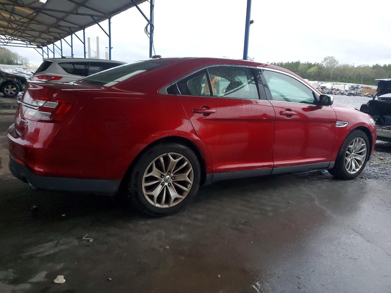 2013 Ford Taurus - Фото 3