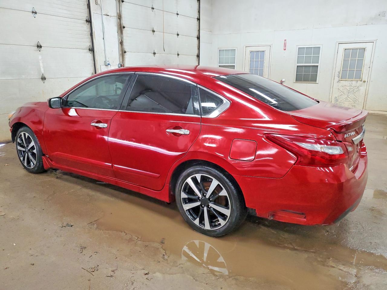 2018 Nissan Altima 2.5 Sr - Фото 2