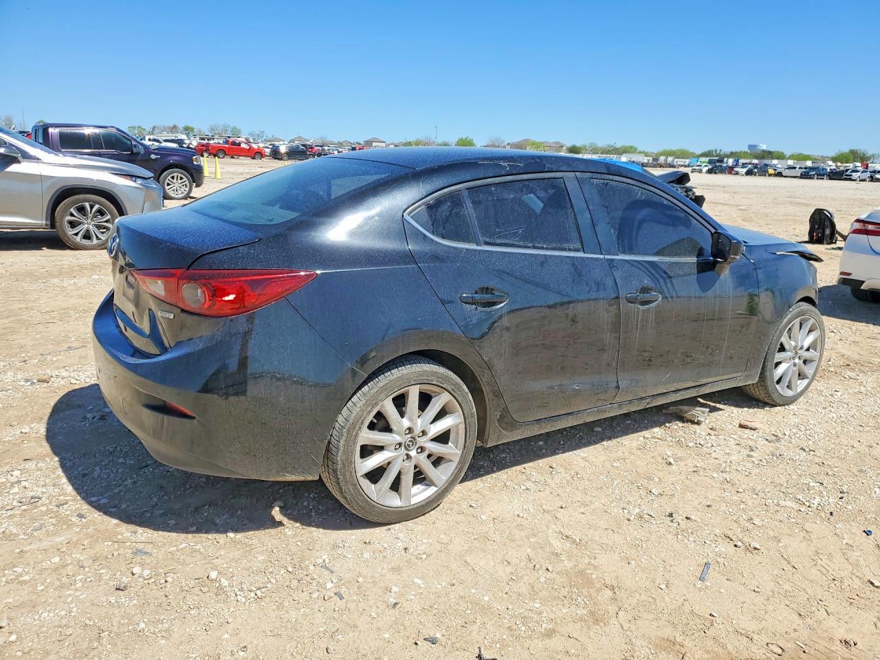 2017 Mazda 3 Touring - Фото 3