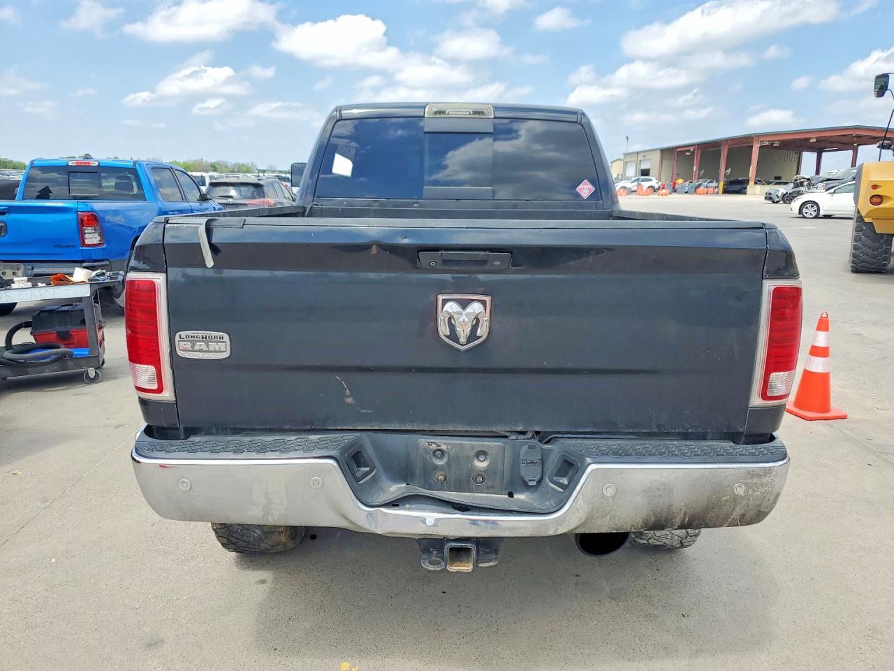 2016 Ram 2500 Longhorn - Image 6