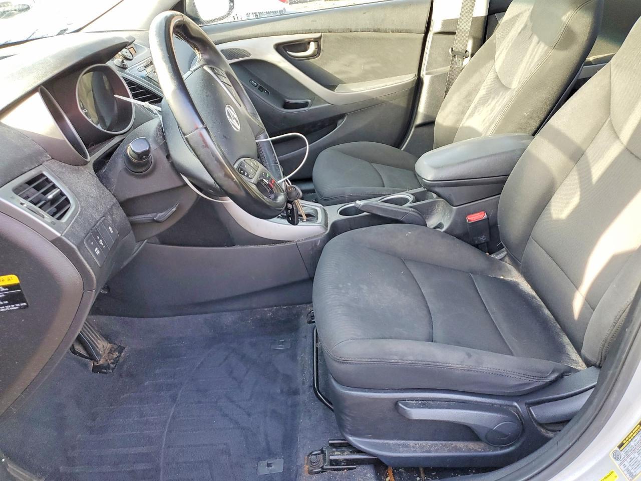 2015 Hyundai Elantra Se - Фото 7