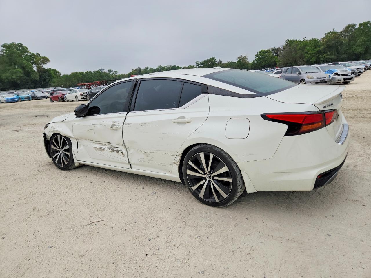 2019 Nissan Altima 2.5 Sr - Фото 2