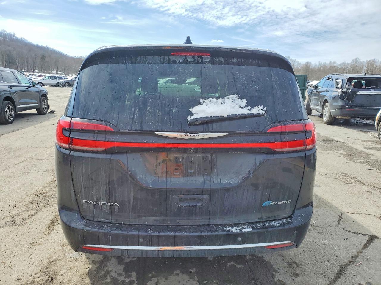 2023 Chrysler Pacifica Hybrid Touring L - Фото 6