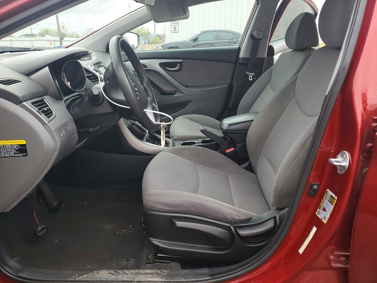 2015 Hyundai Elantra - Фото 7