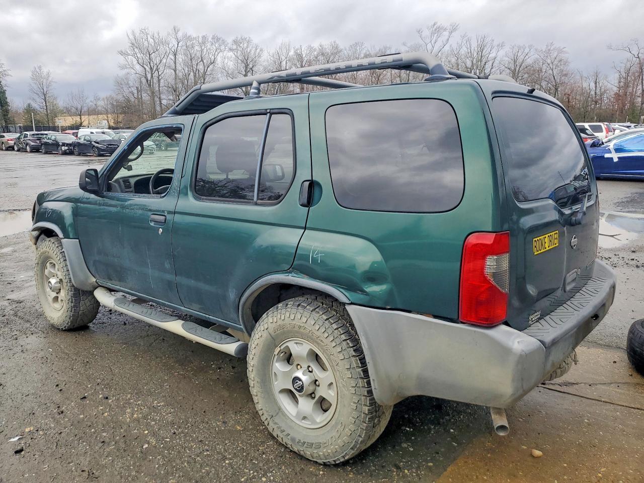2000 Nissan Xterra - Image 2