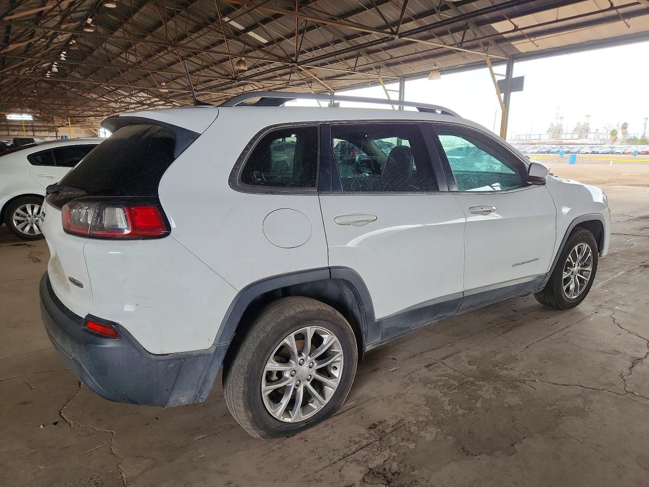 2019 Jeep Cherokee Latitude Plus - Фото 3