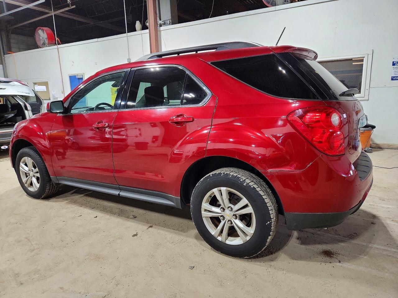2015 Chevrolet Equinox Lt - Image 2