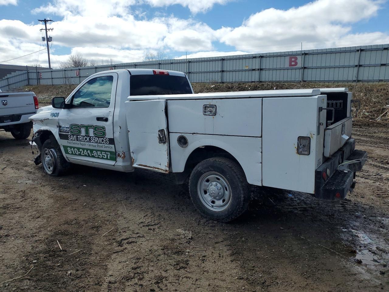 2017 Ram 2500 St Utility / Service Truck - Image 2