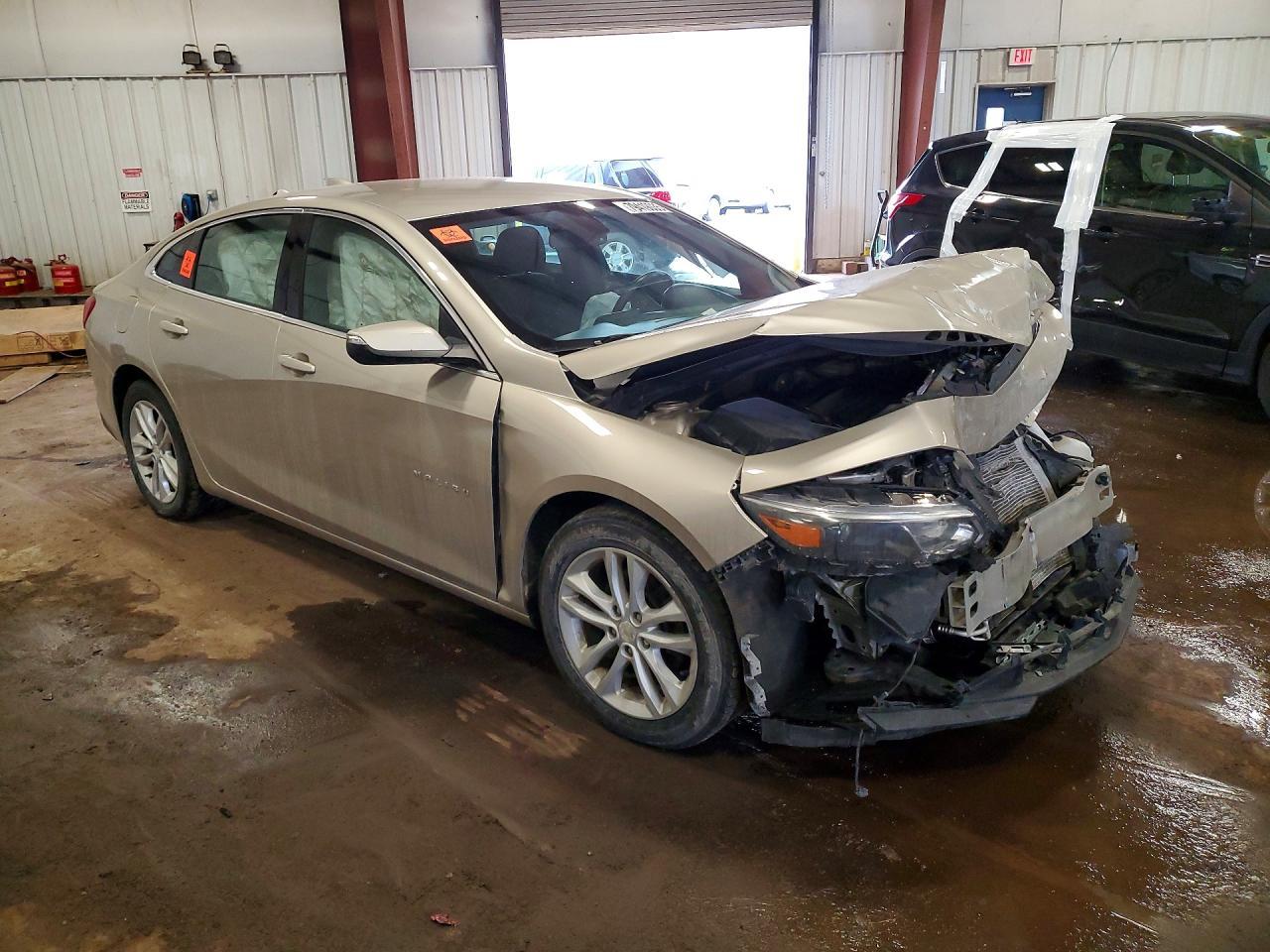 2016 Chevrolet Malibu - Image 4