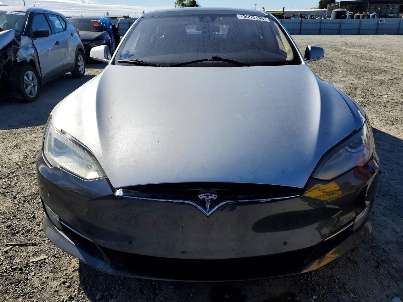 2014 Tesla Model S 60 - Фото 5