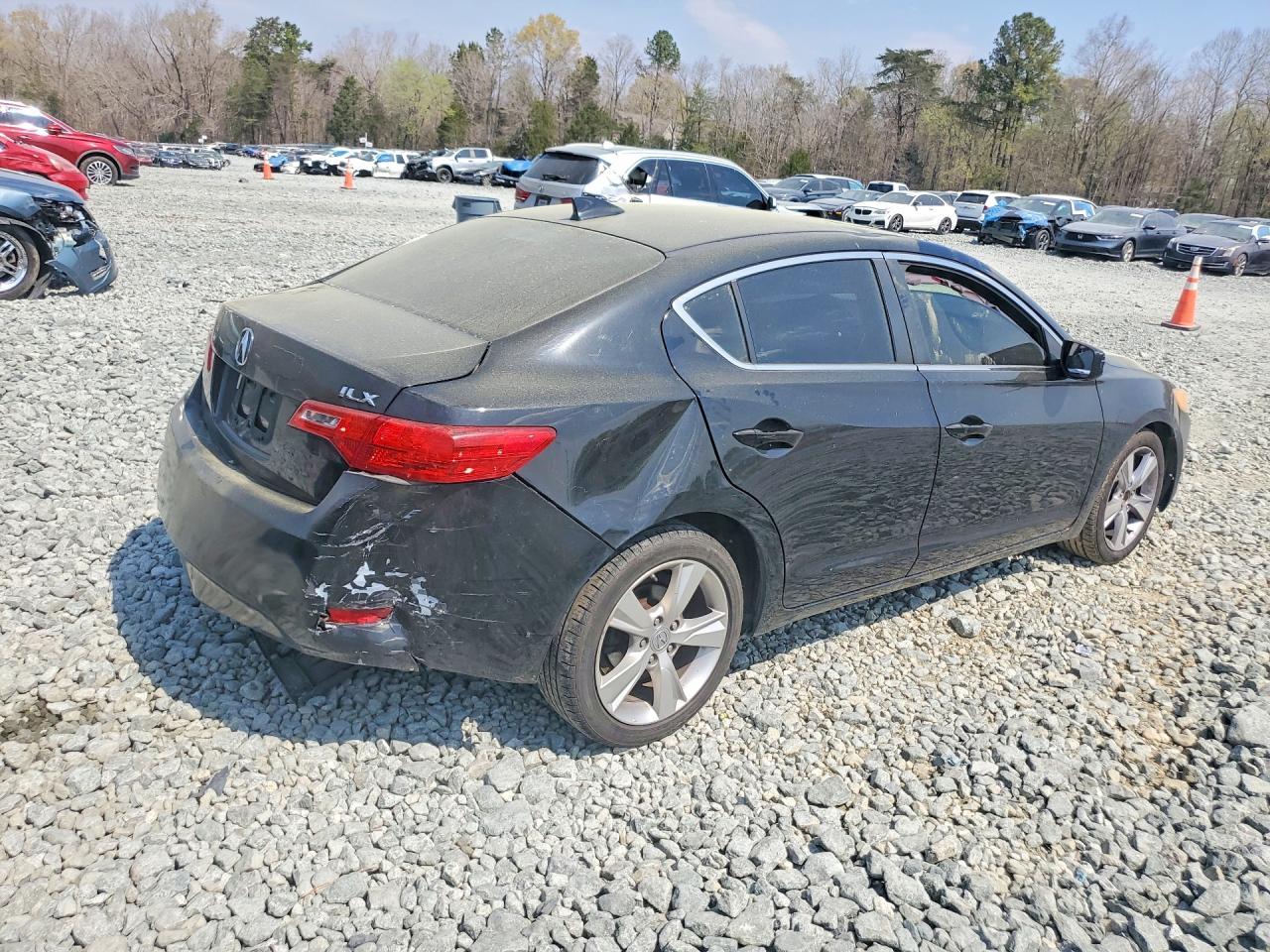 2013 Acura Ilx 20 Premium - Image 3