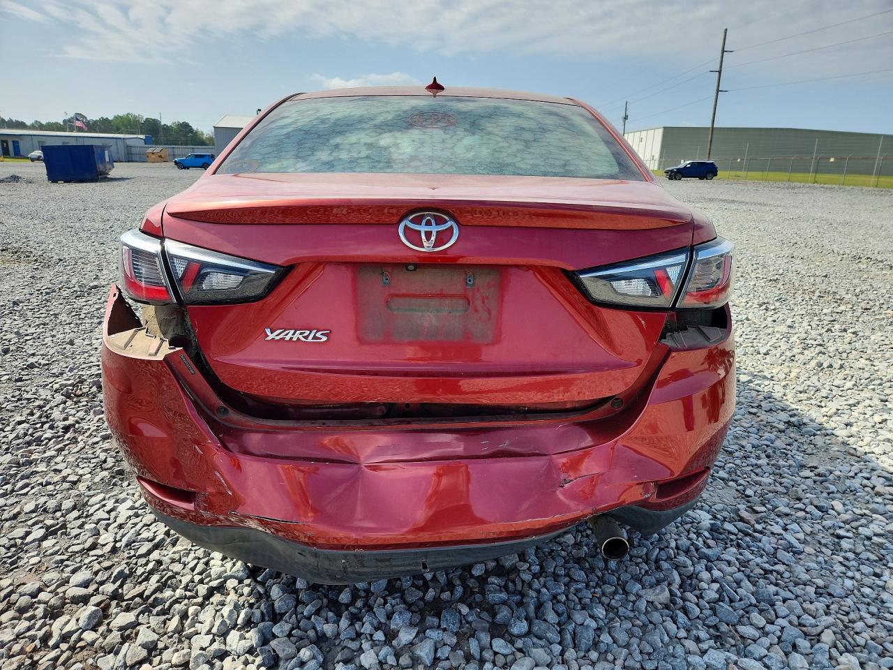 2020 Toyota Yaris Le - Фото 6