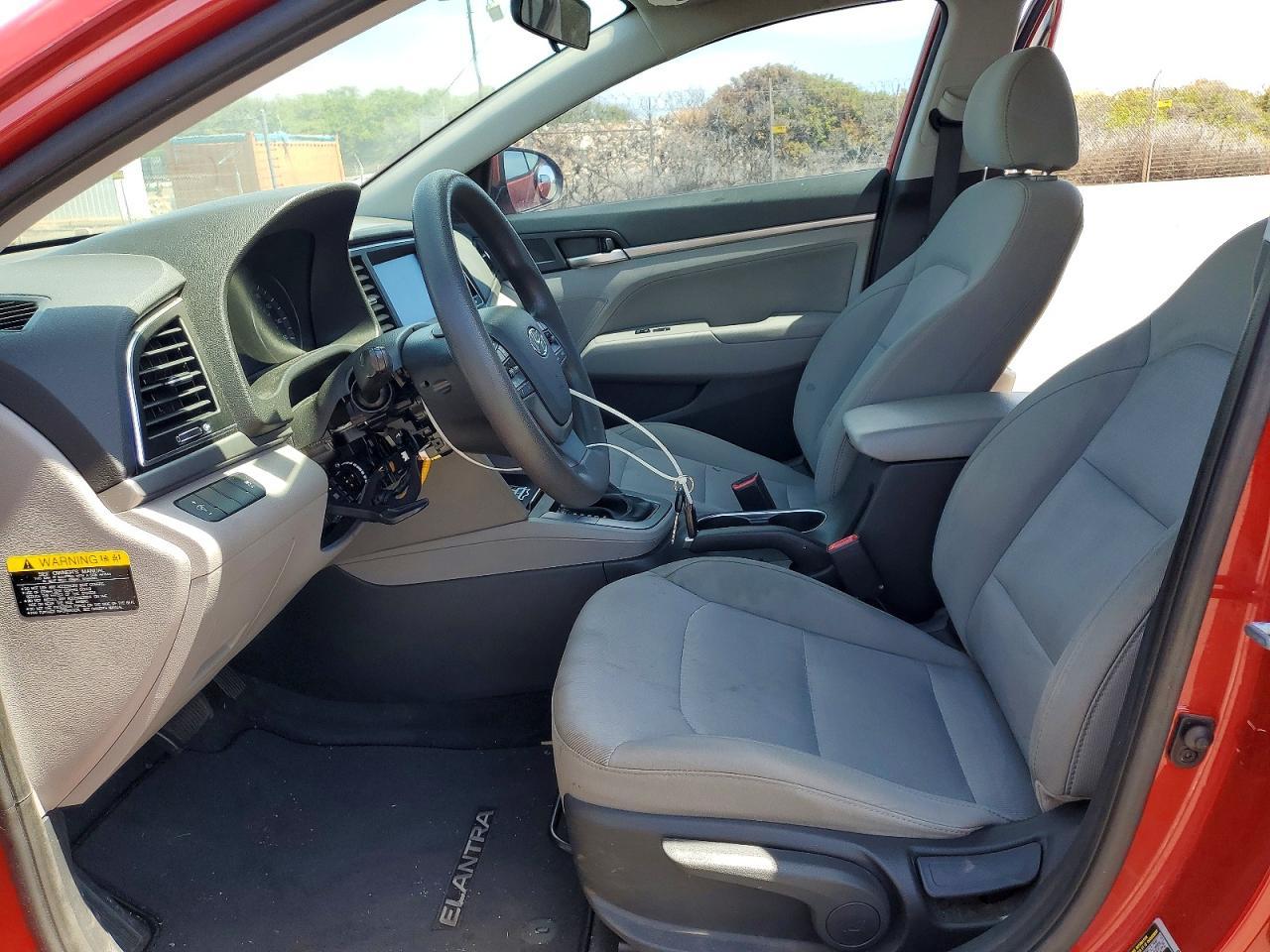2017 Hyundai Elantra Se - Фото 7
