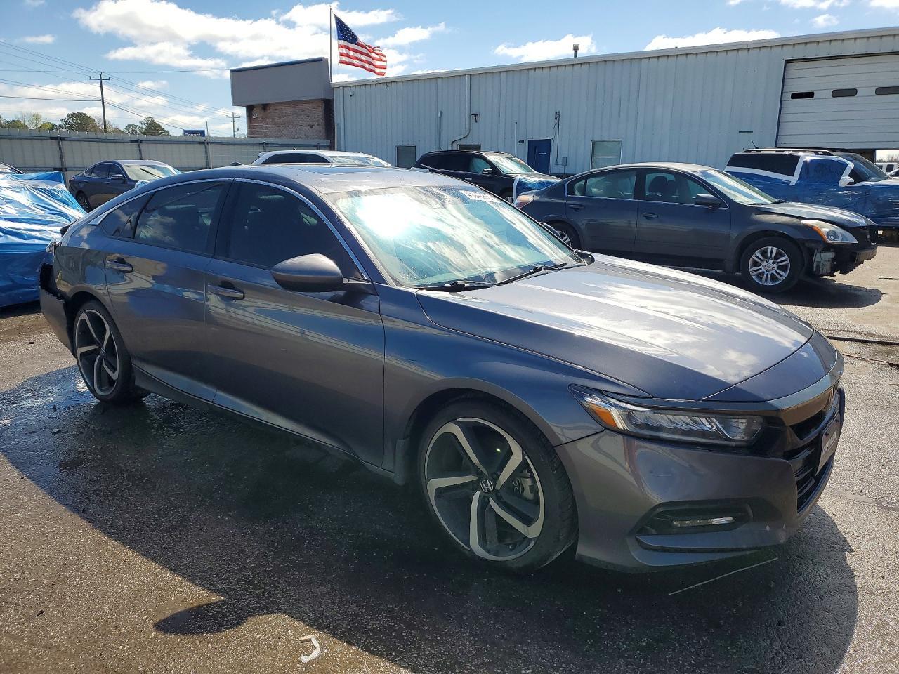 2020 Honda Accord Sport - Image 4