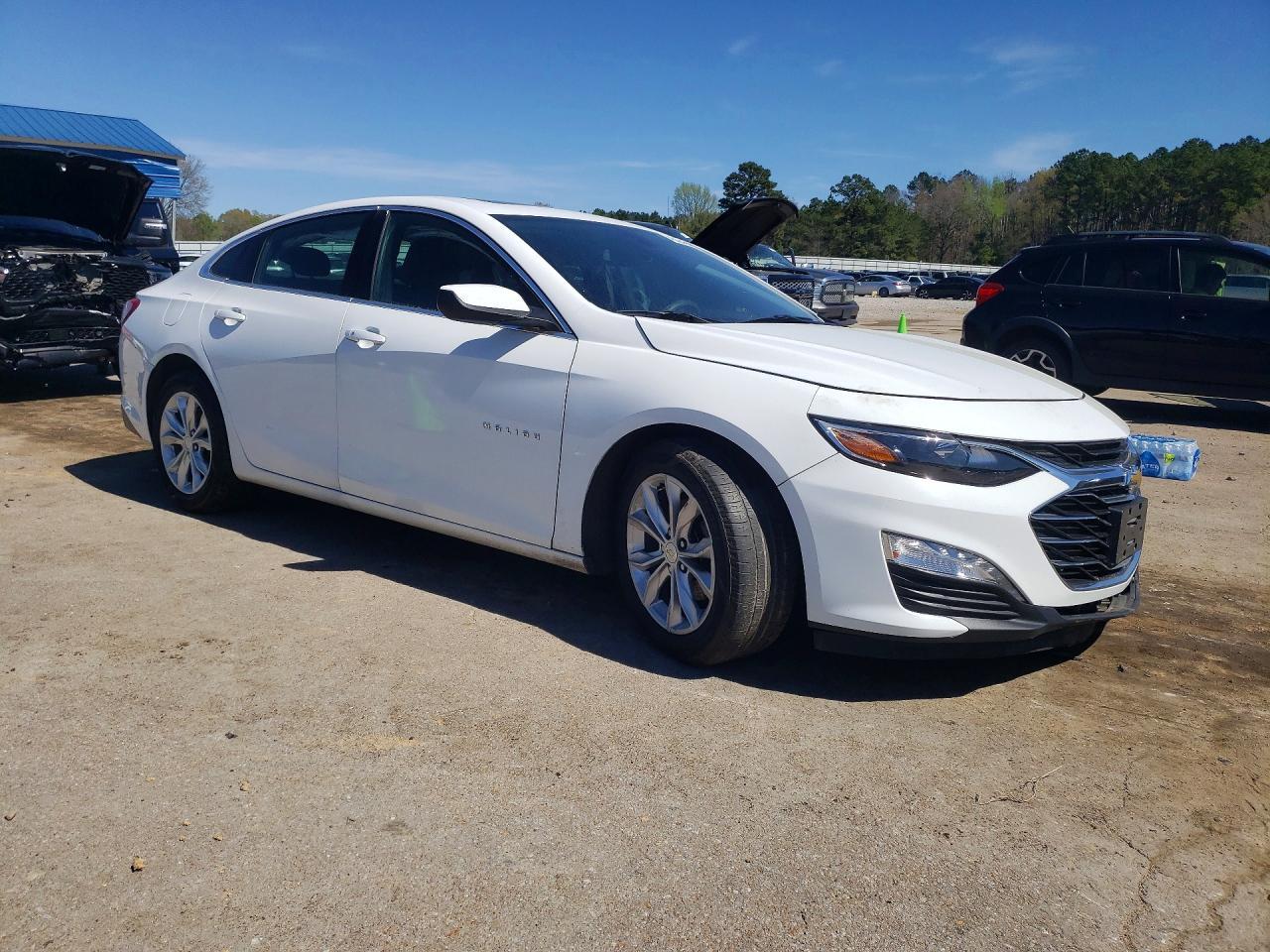 2019 Chevrolet Malibu - Image 4