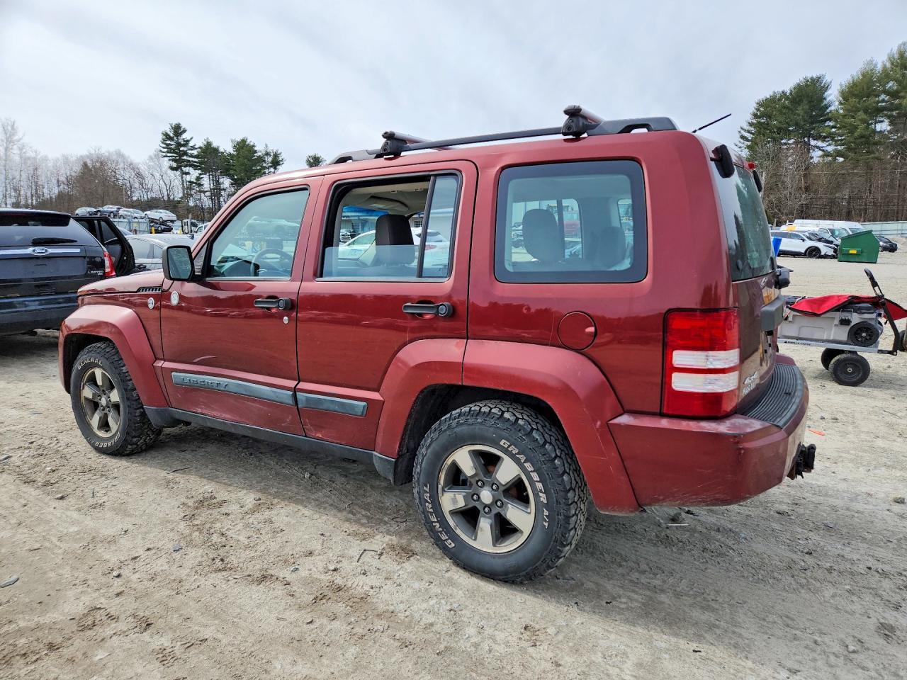 2008 Jeep Liberty Sport - Image 2