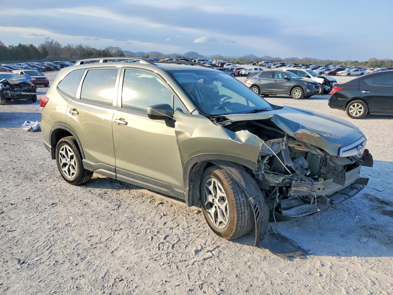 2021 Subaru Forester Premium - Image 4