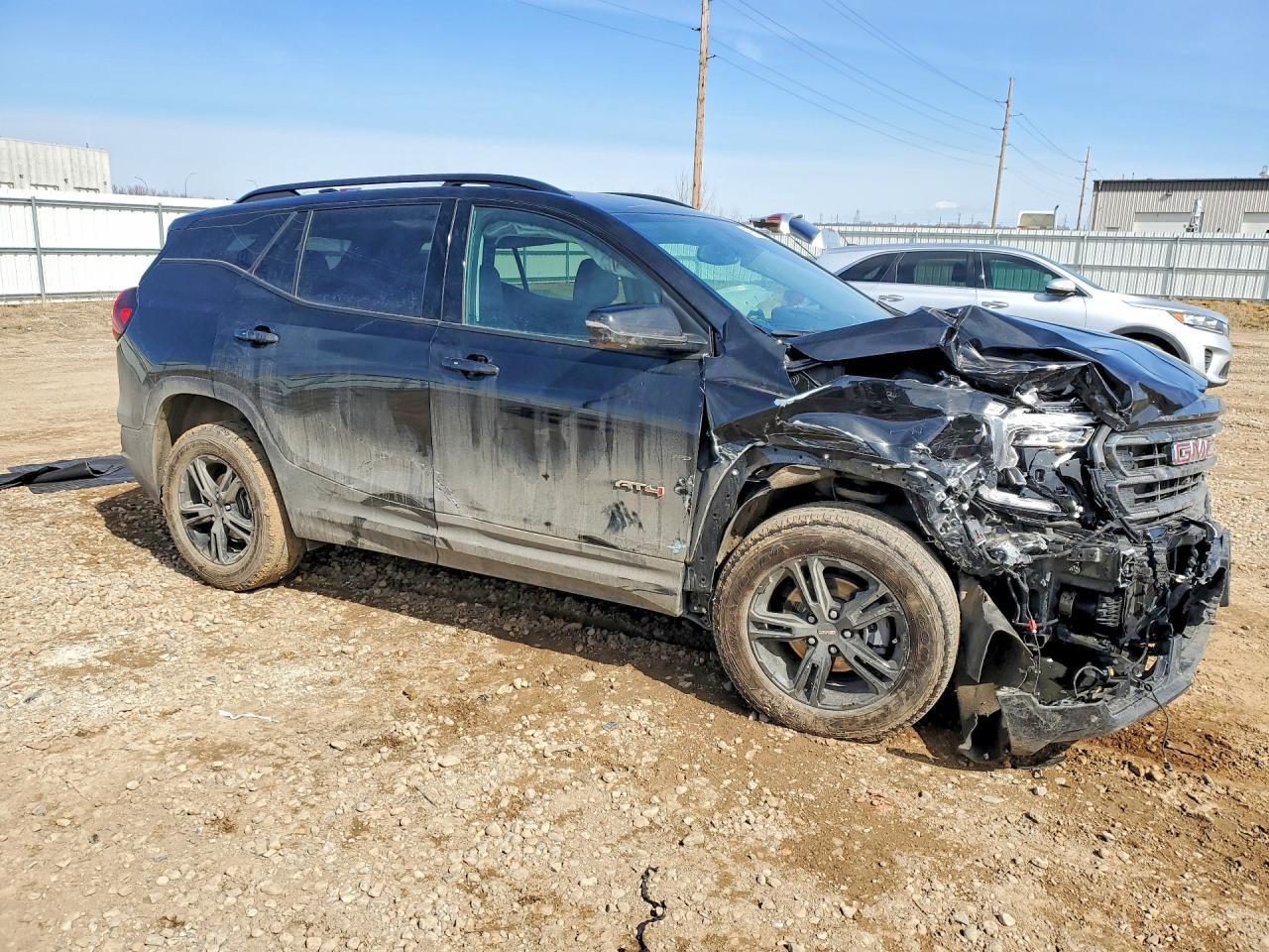 2024 GMC Terrain At4 - Image 4