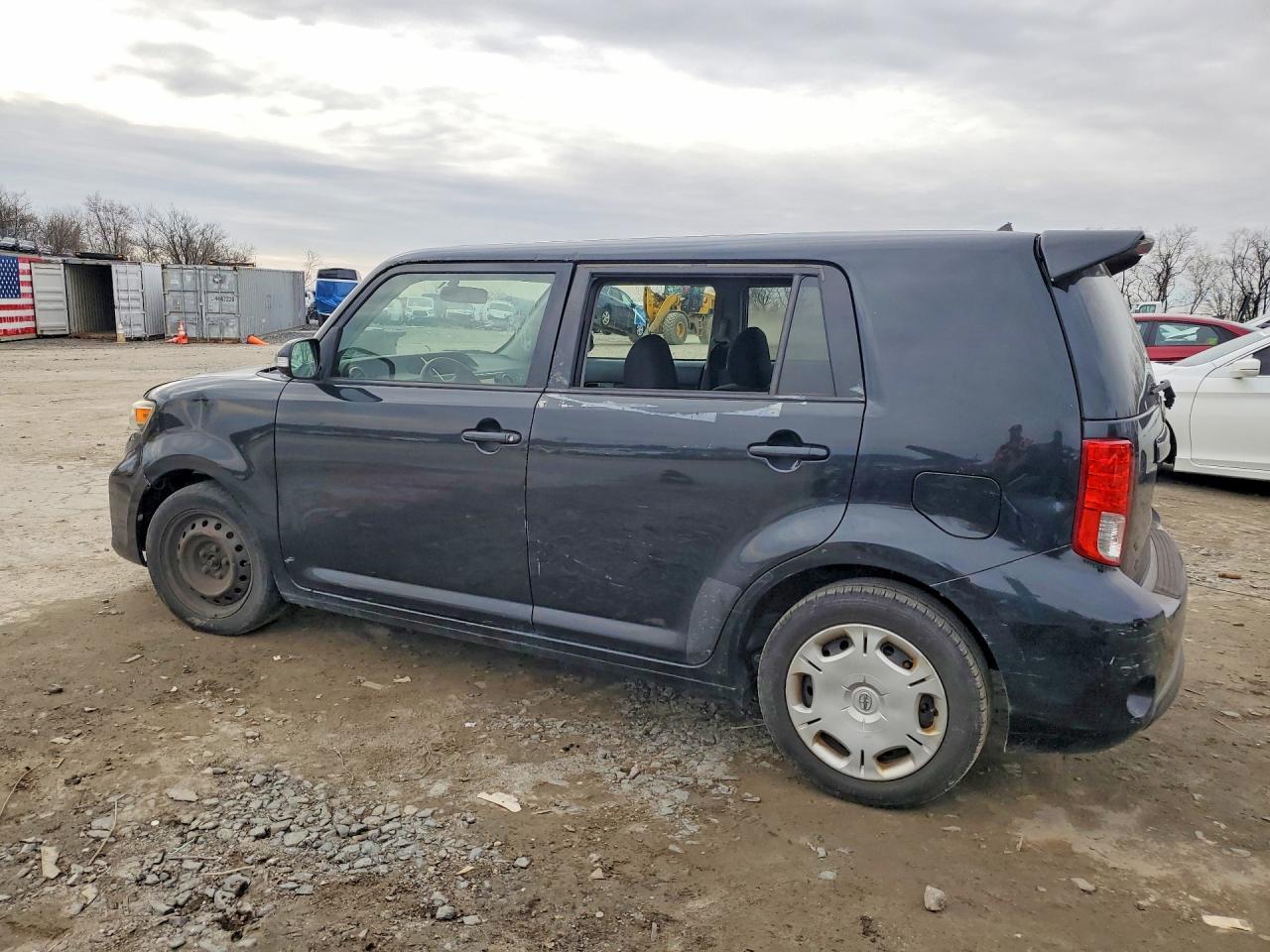2014 Scion Xb Base - Фото 2