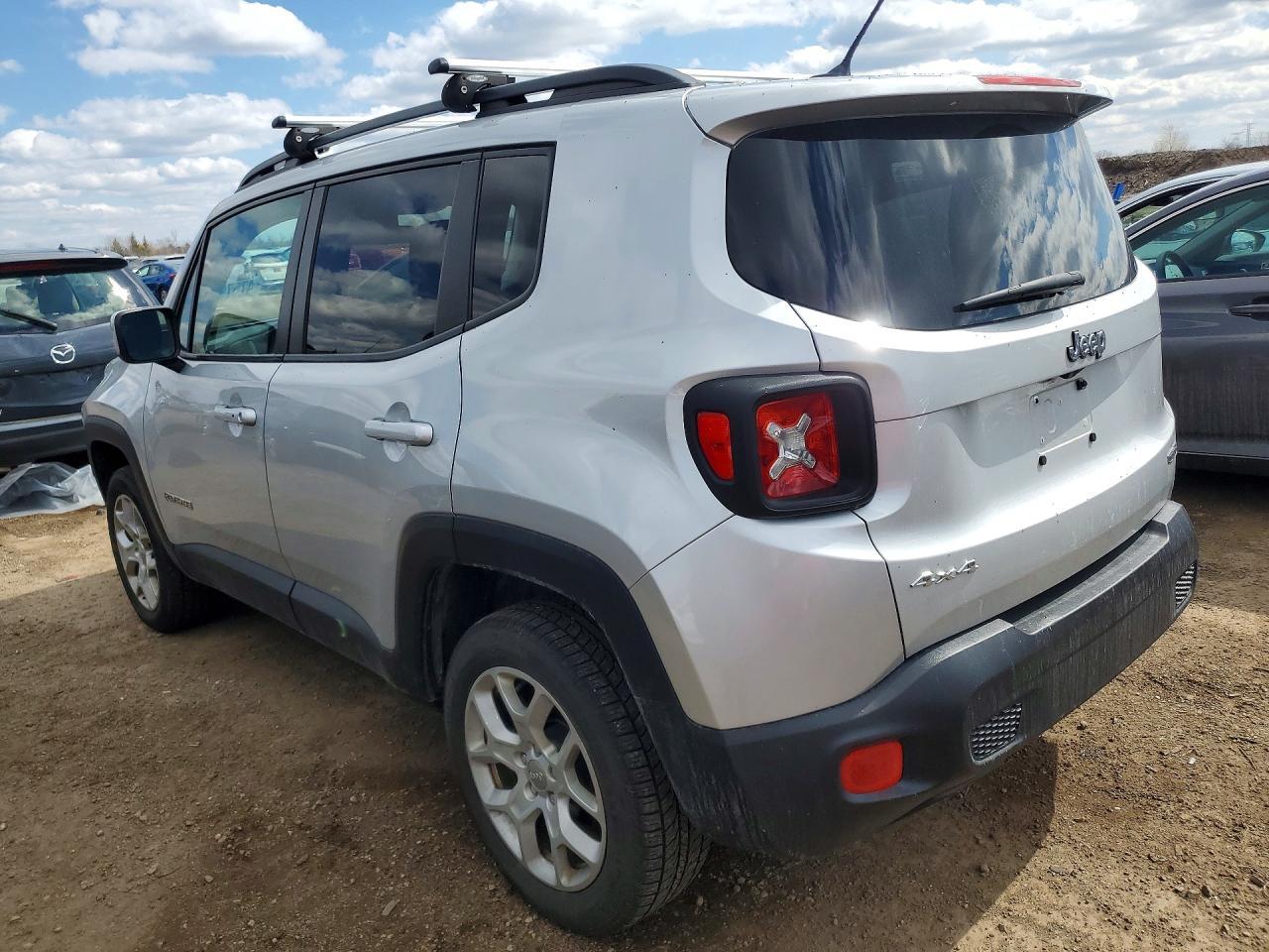 2016 Jeep Renegade Latitude - Фото 2