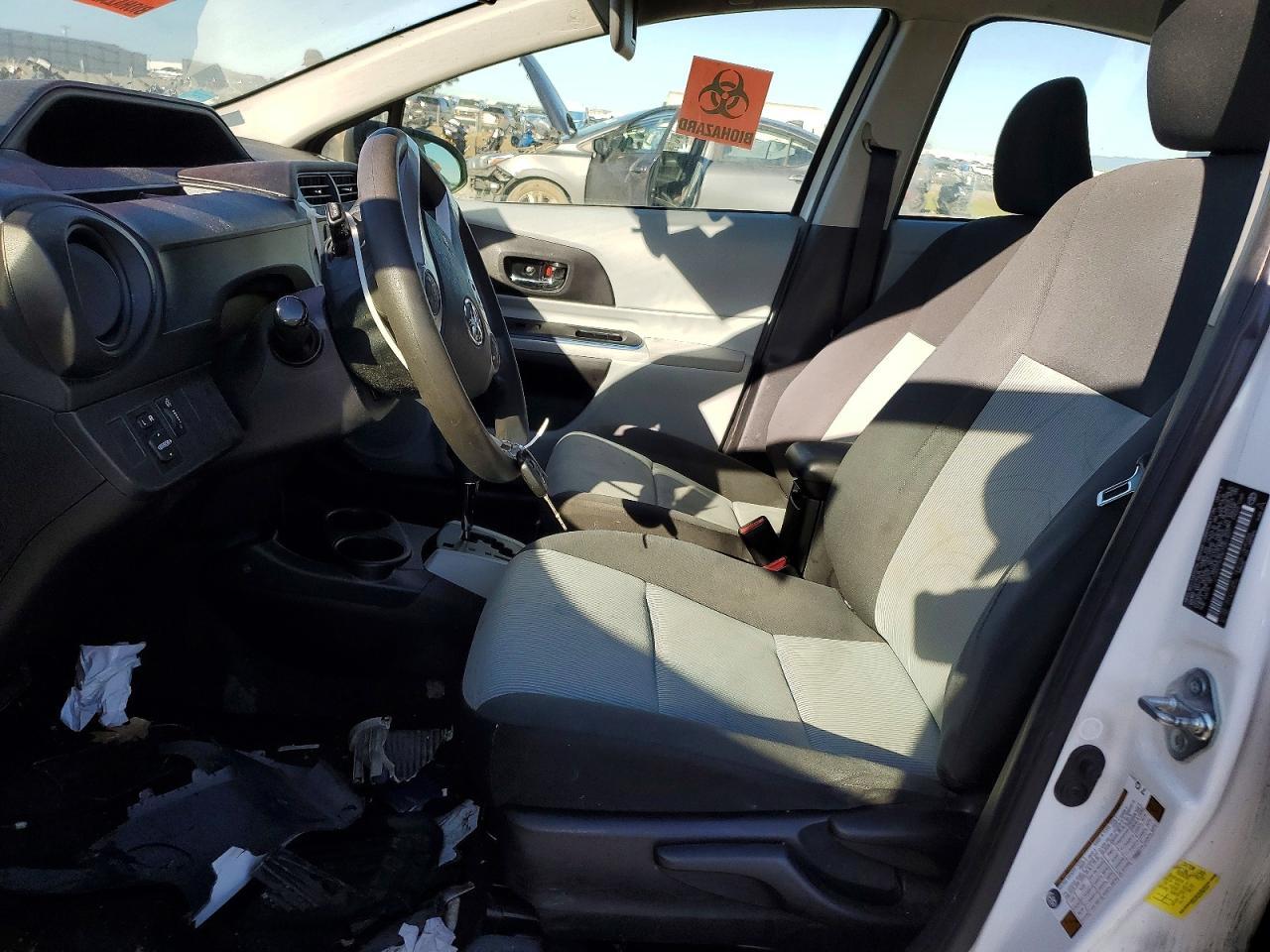 2013 Toyota Prius C Two - Image 7