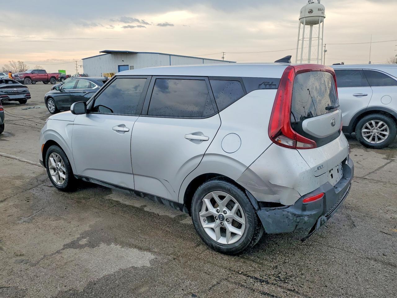 2021 Kia Soul S - Фото 2