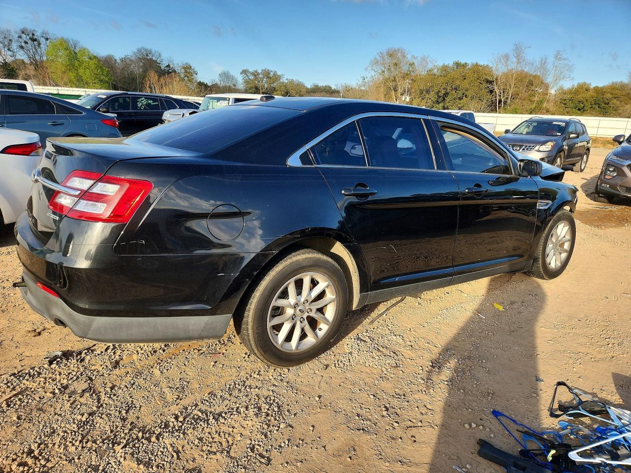 2013 Ford Taurus Se - Фото 3