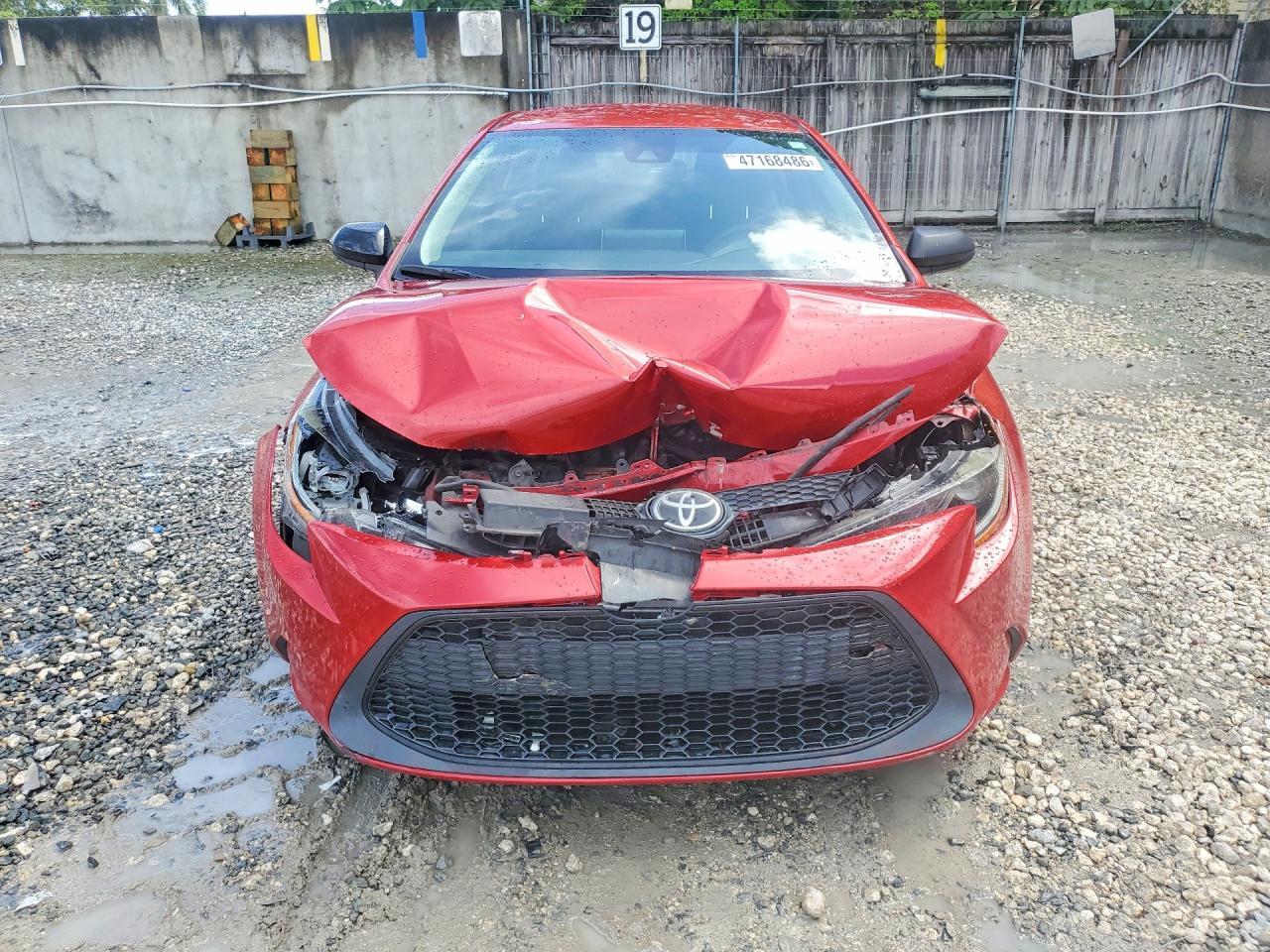 2020 Toyota Corolla Le - Фото 5