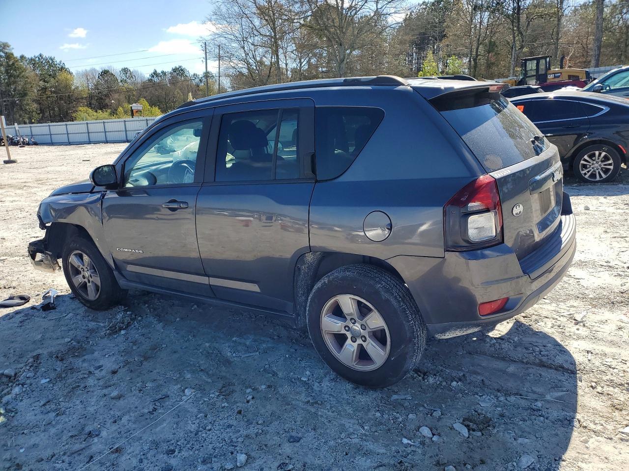 2017 Jeep Compass Latitude - Фото 2