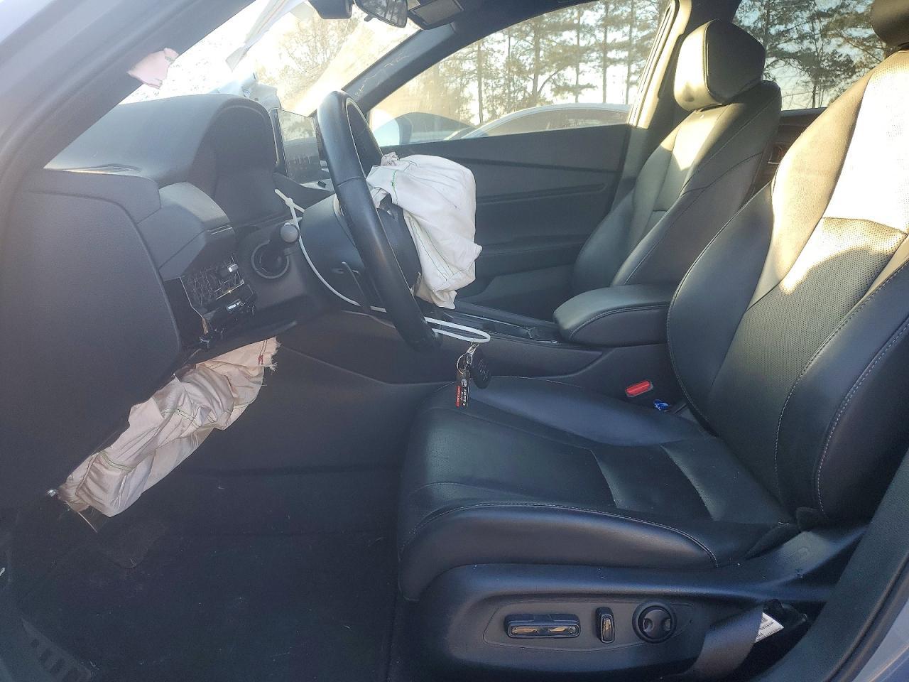 2023 Honda Accord Hybrid Sport-L - Image 7