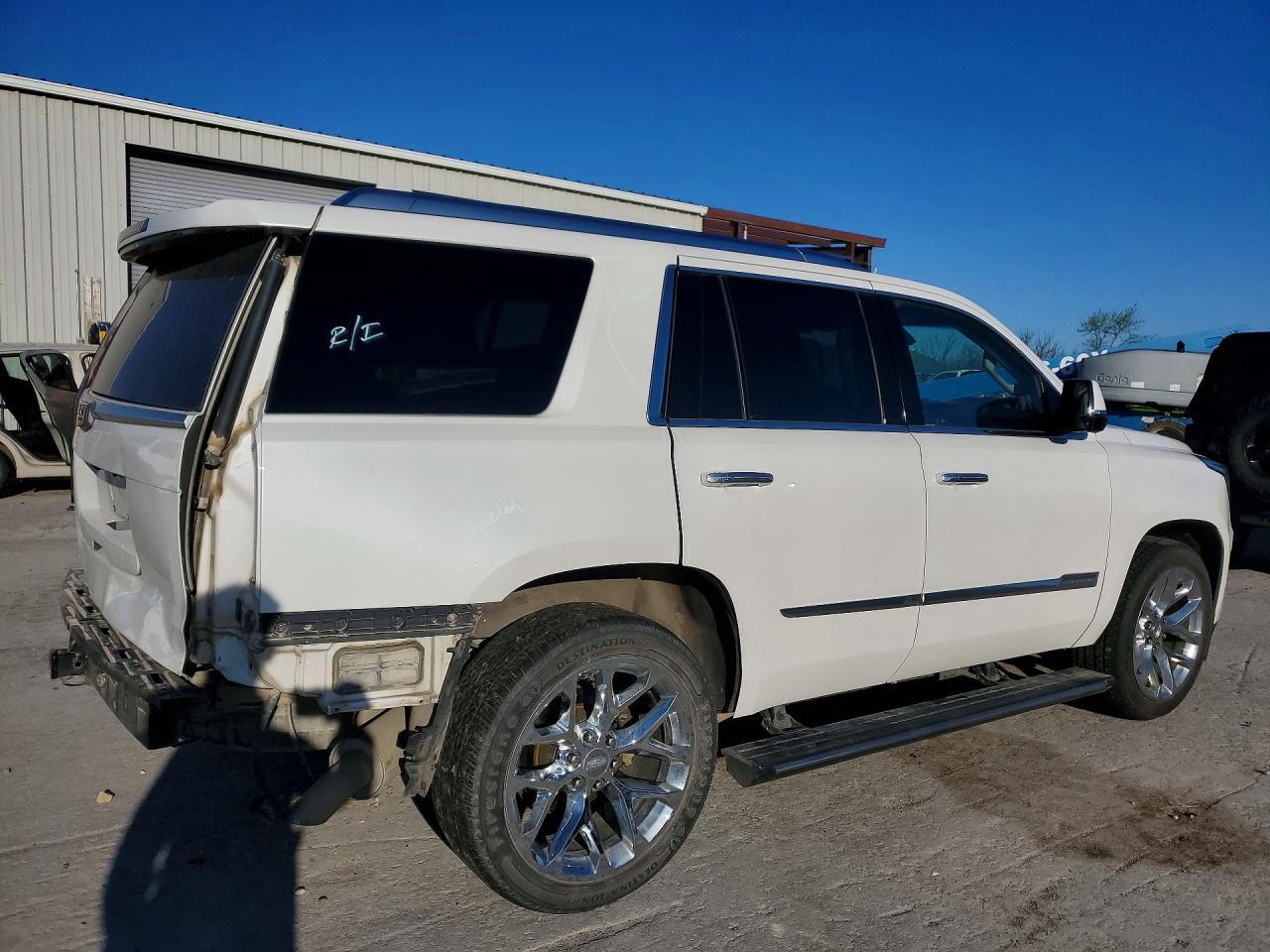 2018 Cadillac Escalade Premium Luxury - Фото 3