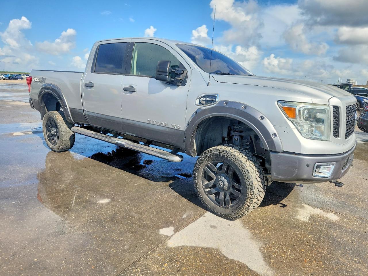 2016 Nissan Titan Xd Pro-4X - Фото 4