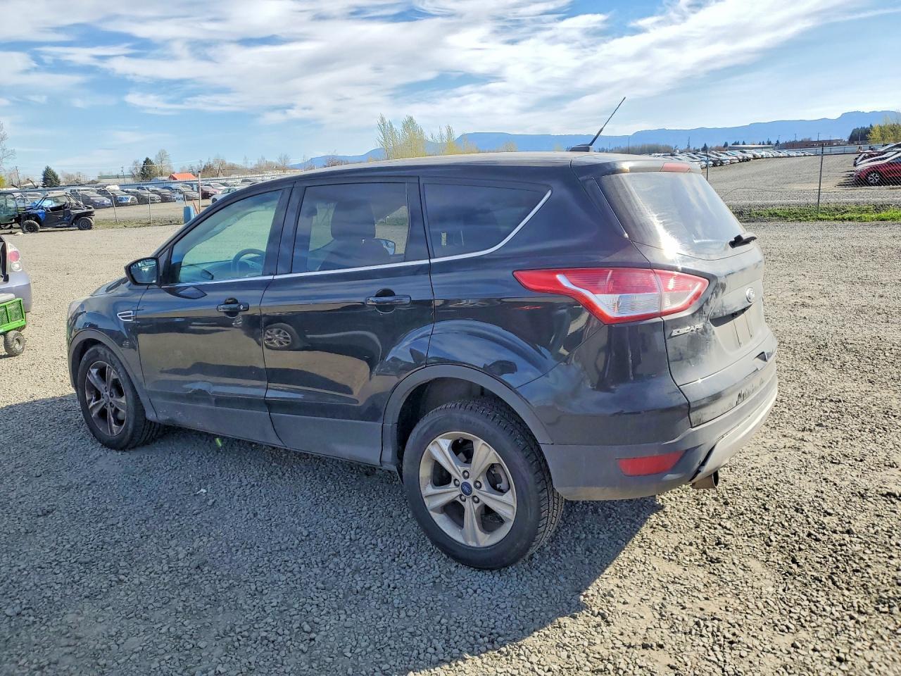 2013 Ford Escape Se - Фото 2