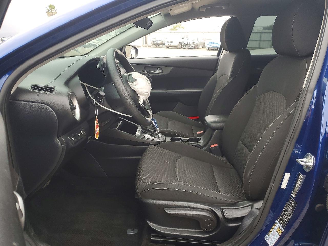 2020 Kia Forte Lxs - Image 7